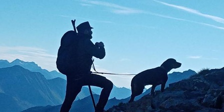 Cherz con il suo conduttore e guardiaparco Ghirardi