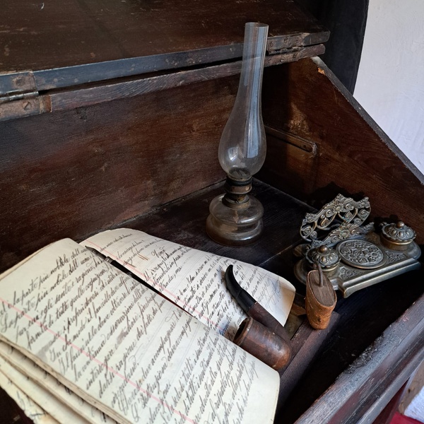 Vetrina Hotel Dieu: Penna, pennino e calamaio