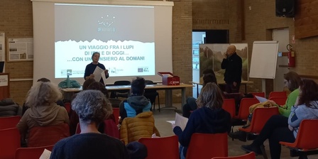 The Guides of the Alpi Cozie Parks during the presentation of activities on the wolf.