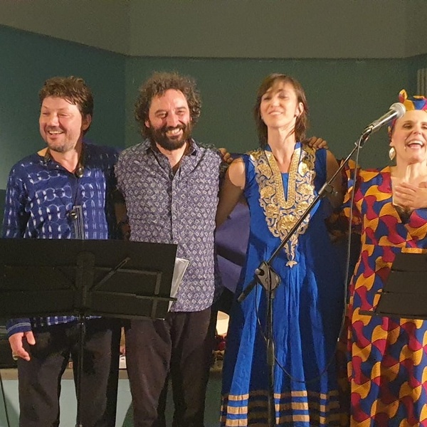 Finas raïtz. Le chant des langues mères