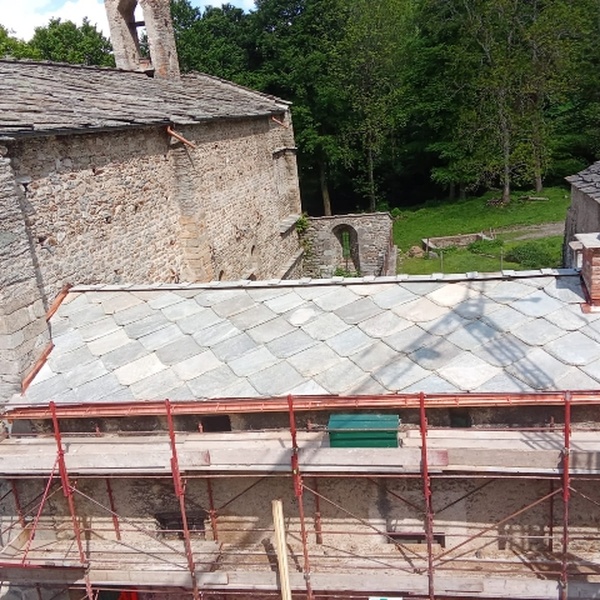An image of the construction site at the Certosa di Montebenedetto.
