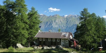 rifugio Toesca
