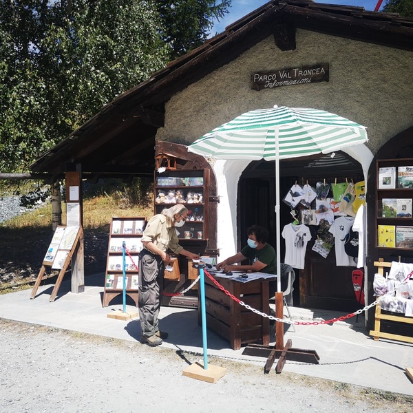 Punto info Baracot nel Parco naturale Val Troncea