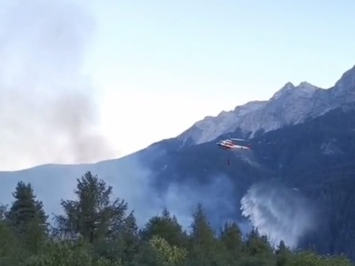 14 luglio 2026 \u002D Incendio boschivo in frazione Villard (Comune di Oulx)